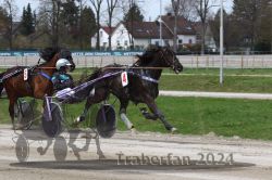 Dateiname=20240331_qu1_092_QU1_0157.jpg
Dateigröße=319KB
Abmessungen: 1000x667
hinzugefügt am: 01. April 2024 20240331_qu1_092_QU1_0157.jpg
