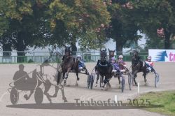 Dateiname=20251009_qu1_023_QU1_0116.jpg
Dateigröße=305KB
Abmessungen: 1000x667
hinzugefügt am: 09. Oktober 2025 20251009_qu1_023_QU1_0116.jpg