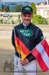 Dateiname=20251012_r08_028_CR5_0186.jpg
Dateigröße=264KB
Abmessungen: 667x1000
hinzugefügt am: 14. Oktober 2025 20251012_r08_028_CR5_0186.jpg