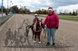 Dateiname=20251026_mt_086_MTT_0364.jpg
Dateigröße=335KB
Abmessungen: 1000x667
hinzugefügt am: 27. Oktober 2025 20251026_mt_086_MTT_0364.jpg