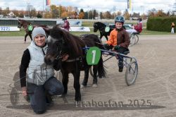 Dateiname=20251026_mt_089_MTT_0371.jpg
Dateigröße=314KB
Abmessungen: 1000x667
hinzugefügt am: 27. Oktober 2025 20251026_mt_089_MTT_0371.jpg