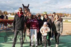 Dateiname=20251026_r01_085_R01_0263.jpg
Dateigröße=358KB
Abmessungen: 1000x667
hinzugefügt am: 27. Oktober 2025 20251026_r01_085_R01_0263.jpg