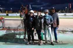 Dateiname=20251026_r08_126_R08_0467.jpg
Dateigröße=330KB
Abmessungen: 1000x667
hinzugefügt am: 29. Oktober 2025 20251026_r08_126_R08_0467.jpg