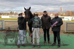 Dateiname=20251120_r04_110_E7D_0105.jpg
Dateigröße=311KB
Abmessungen: 1000x667
hinzugefügt am: 21. November 2025 20251120_r04_110_E7D_0105.jpg