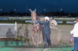 Dateiname=20251130_r06_103_E7D_0164.jpg
Dateigröße=273KB
Abmessungen: 1000x667
hinzugefügt am: 07. Dezember 2025 20251130_r06_103_E7D_0164.jpg