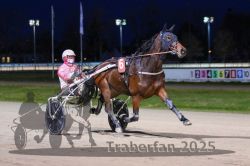 Dateiname=20251130_r07_018_R07_0038.jpg
Dateigröße=247KB
Abmessungen: 1000x667
hinzugefügt am: 07. Dezember 2025 20251130_r07_018_R07_0038.jpg