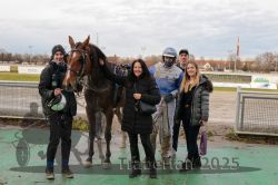 Dateiname=20251130_r01_073_E7D_0035.jpg
Dateigröße=279KB
Abmessungen: 1000x667
hinzugefügt am: 01. Dezember 2025 20251130_r01_073_E7D_0035.jpg