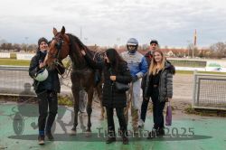 Dateiname=20251130_r01_074_E7D_0037.jpg
Dateigröße=282KB
Abmessungen: 1000x667
hinzugefügt am: 01. Dezember 2025 20251130_r01_074_E7D_0037.jpg